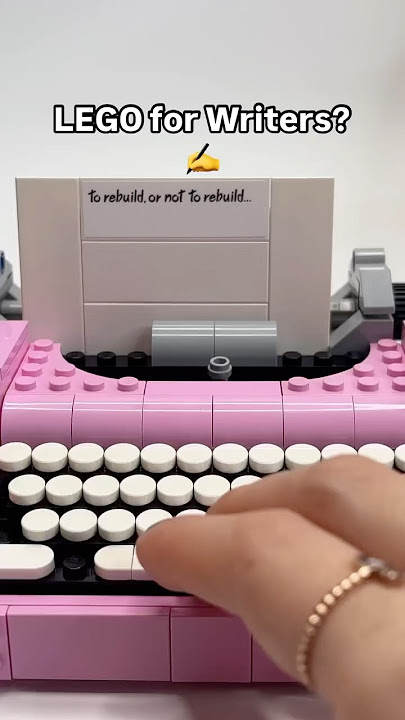 LEGO for writers! ⌨️🩷 This is the Creator 3in1 typewriter in pink 🍬 #legocreator #typewriter