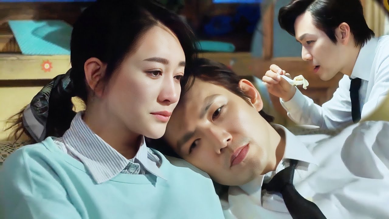 霸总深夜砸开灰姑娘家门，只为喝一口她煮的醒酒汤🫣😍#cdrama #甜宠