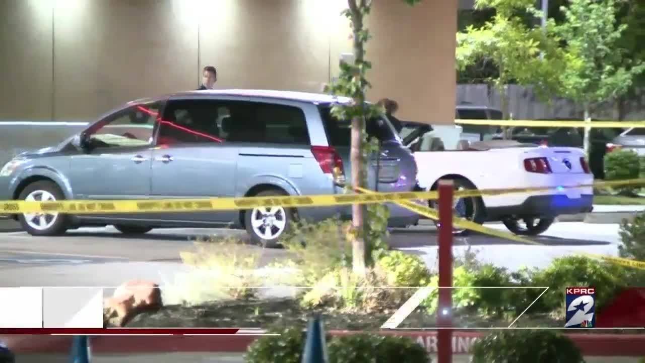 Man killed in parking lot shootout - YouTube