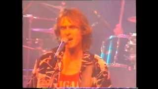 Wishbone Ash...Throw Down The Sword   "Live" chords