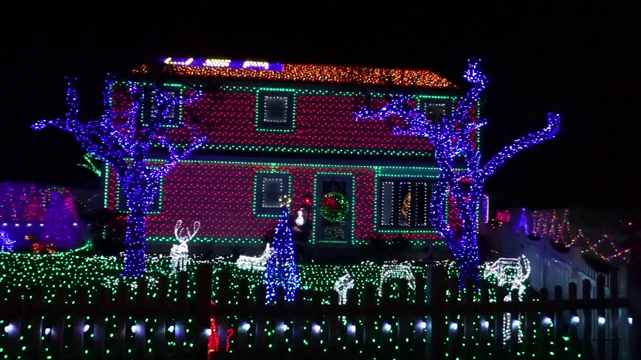 A Must See 60,000 holiday lights on this house YouTube