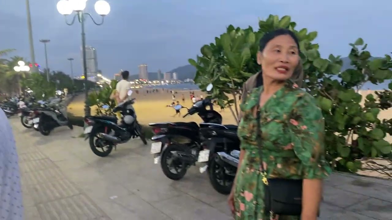 Buổi tối ở Biển Quy Nhơn