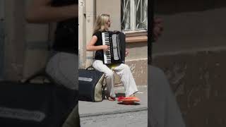When I walk in Vilnius Old Town - Street artist, Lithuania