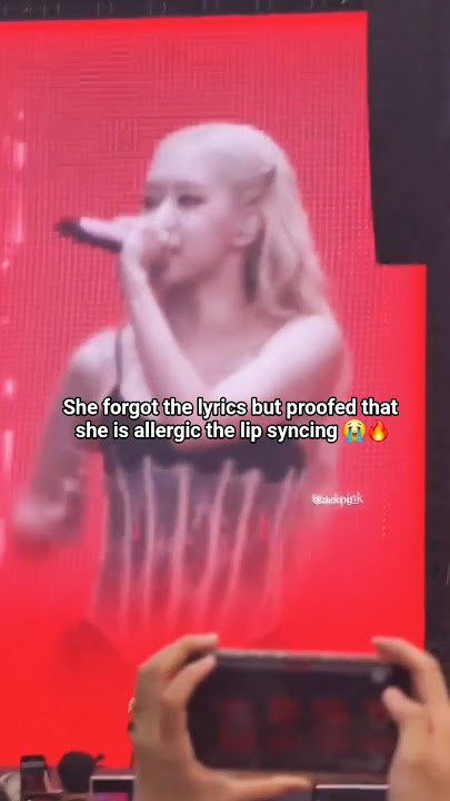 But still she sing live 😭🔥#blackpink #rosé #live #kpop #trendingshorts #trending