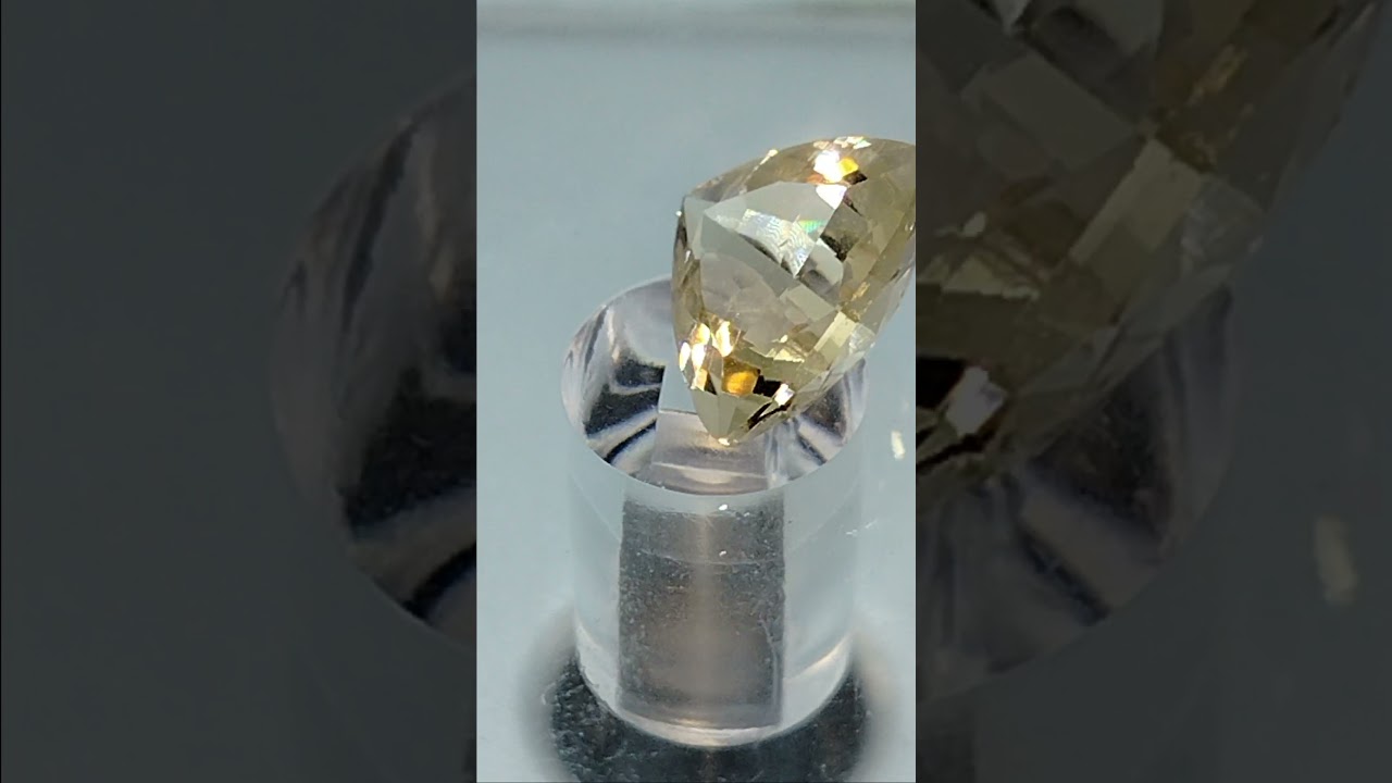 10мм триллион ENTICING GEM 2.63CT NATURAL YELLOW BERYL BRAZIL GEMSTONE TRILLION CUT Бериллп