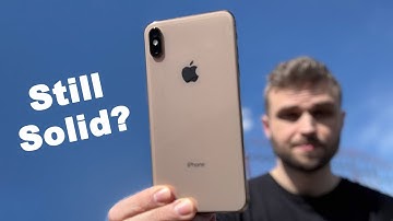 iPhone XS Max in 2025 - Day in the Life Review!