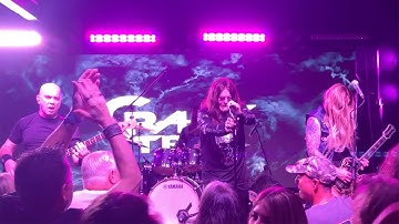 OZZY "Live on Maui" or should I say VOZZY! CRAZY TRAIN TRIBUTE BAND is AWESOME- get your OZZY Fix!
