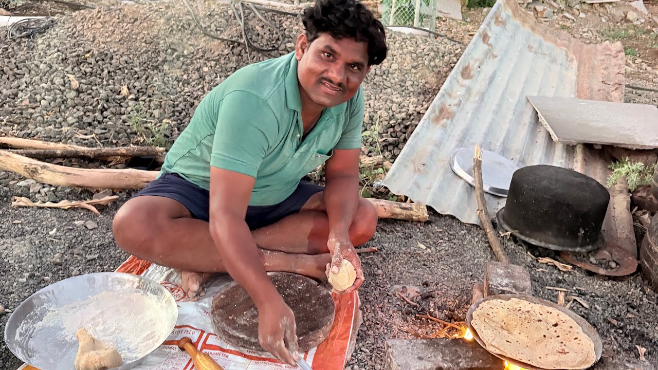 बायको सुद्धा आज लाजली पाहिजे नवऱ्याने इतक्या कश्या गॉड चपात्या लाटल्या म्हणून पाया 😭#गावठीनिलेशपुनम 