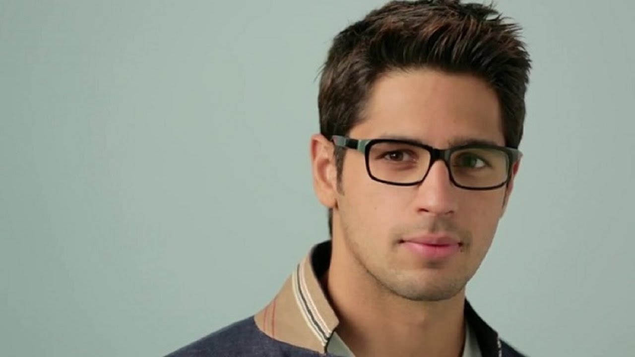 Sidharth Malhotra: Girls Never 'Offered' to Tie Me 'Rakhi 