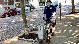 Emptying coins from parking meters