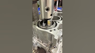 engine cilylendr reboring #engineblock #engineers #automobile #shortvideo #viral #shorts #machine