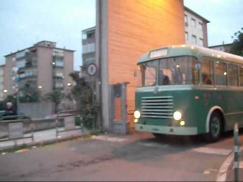 Video: Qual è il significato di deposito degli autobus?
