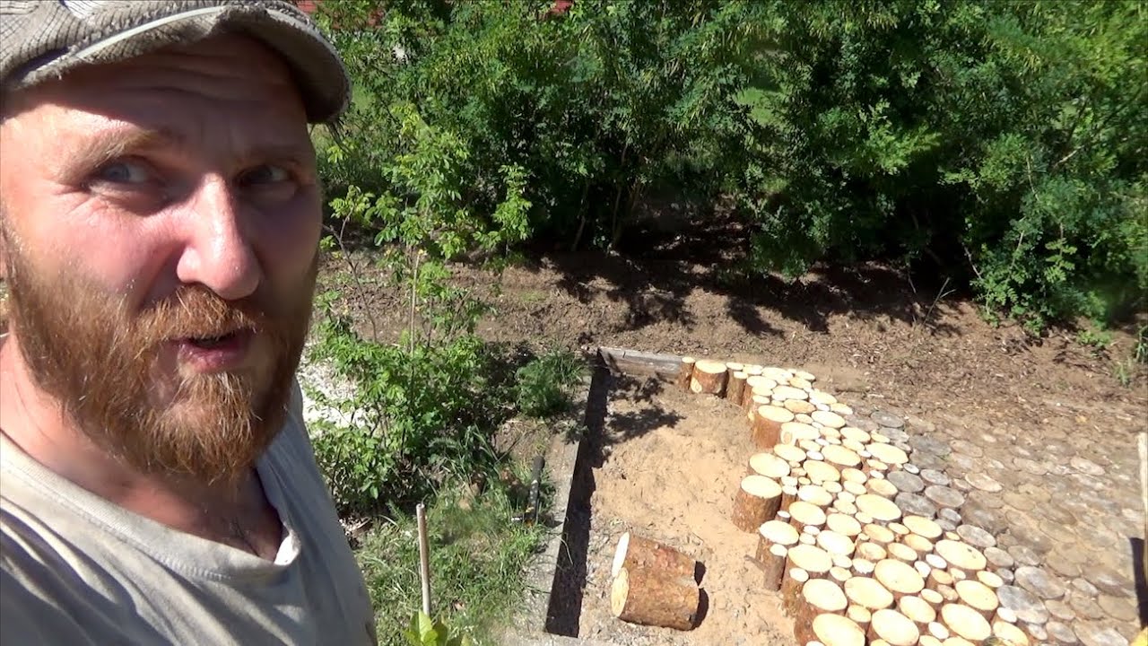 Pölkkylattia puutarhaan