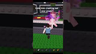 Little kids crashing out over pixels😭🥀 #subscribe #basetour #livestreams