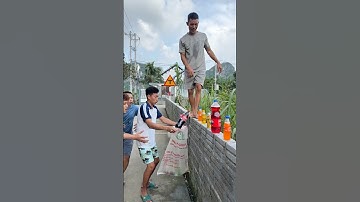 👉 “Đừng Uống Nước Ngọt Chạy Thận Đấy 🤣 Uống Nước Lọc Cho Khỏe!”#shorts2025 #funny #comedy