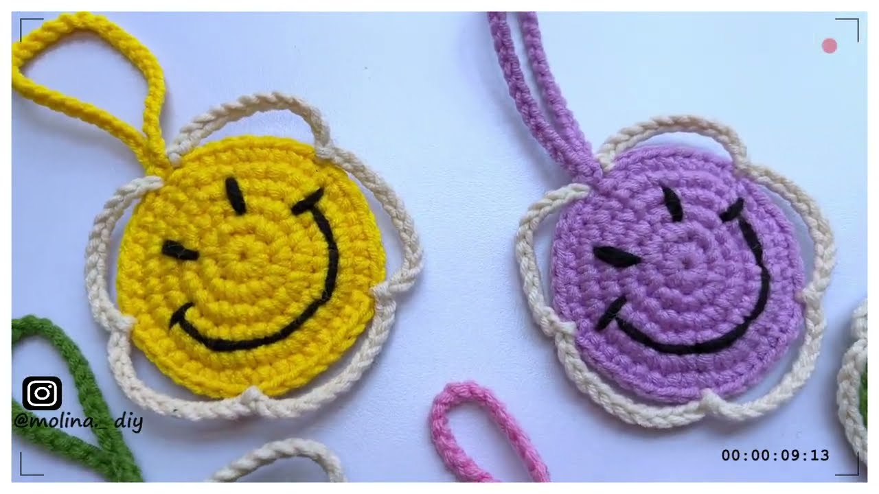Easy Crochet Smiley Keychain Tutorial | Crochet Bag Charm Keychain