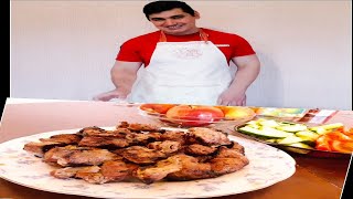 Сихкабоби хело болаззат, аз Фаридун!(Очень вкусный шашлык,от Фаридуна!)