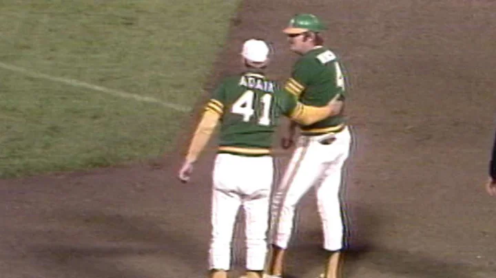 1972 WS Gm4: A's tie game on Mincher's single in 9th