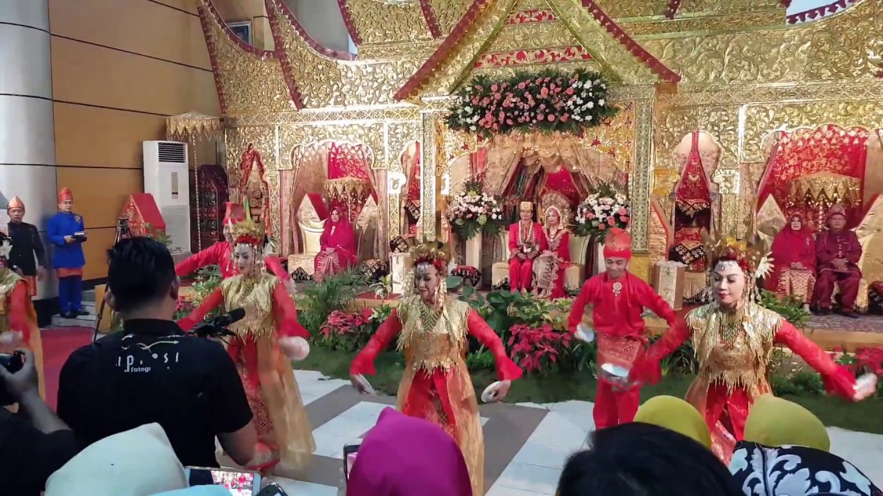 Viral!!! Minang Baralek Gadang di Kampung Urang, Minang Mendunia