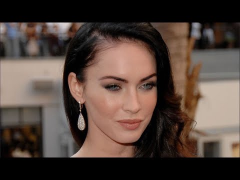 Video: Come Vive Una Ragazza - Un Doppelganger Di Megan Fox