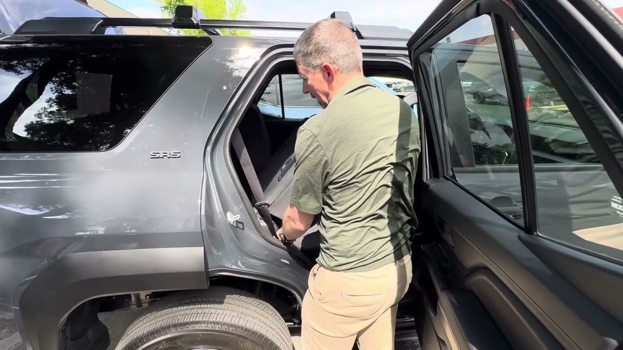2025 Toyota 4Runner - 3rd row seat demonstration