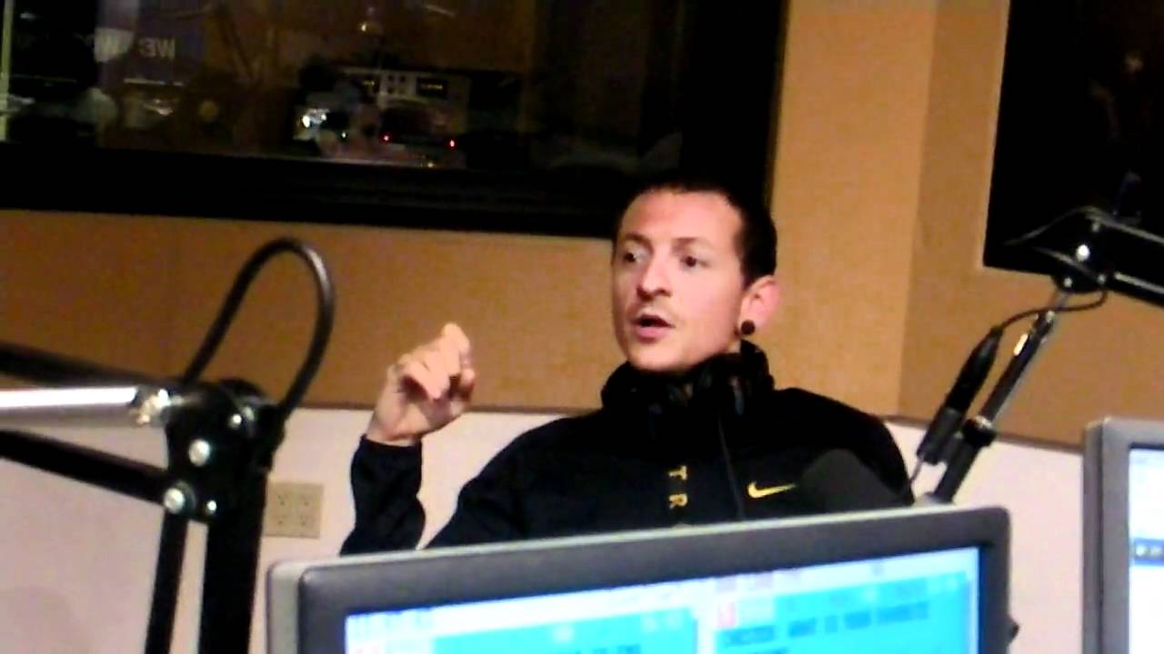 Loveline with Chester Bennington and Brad Delson from Linkin Park (8/16/2010)