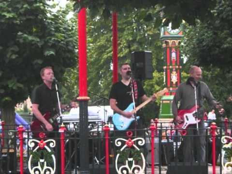 'Carousel' Live - Remus