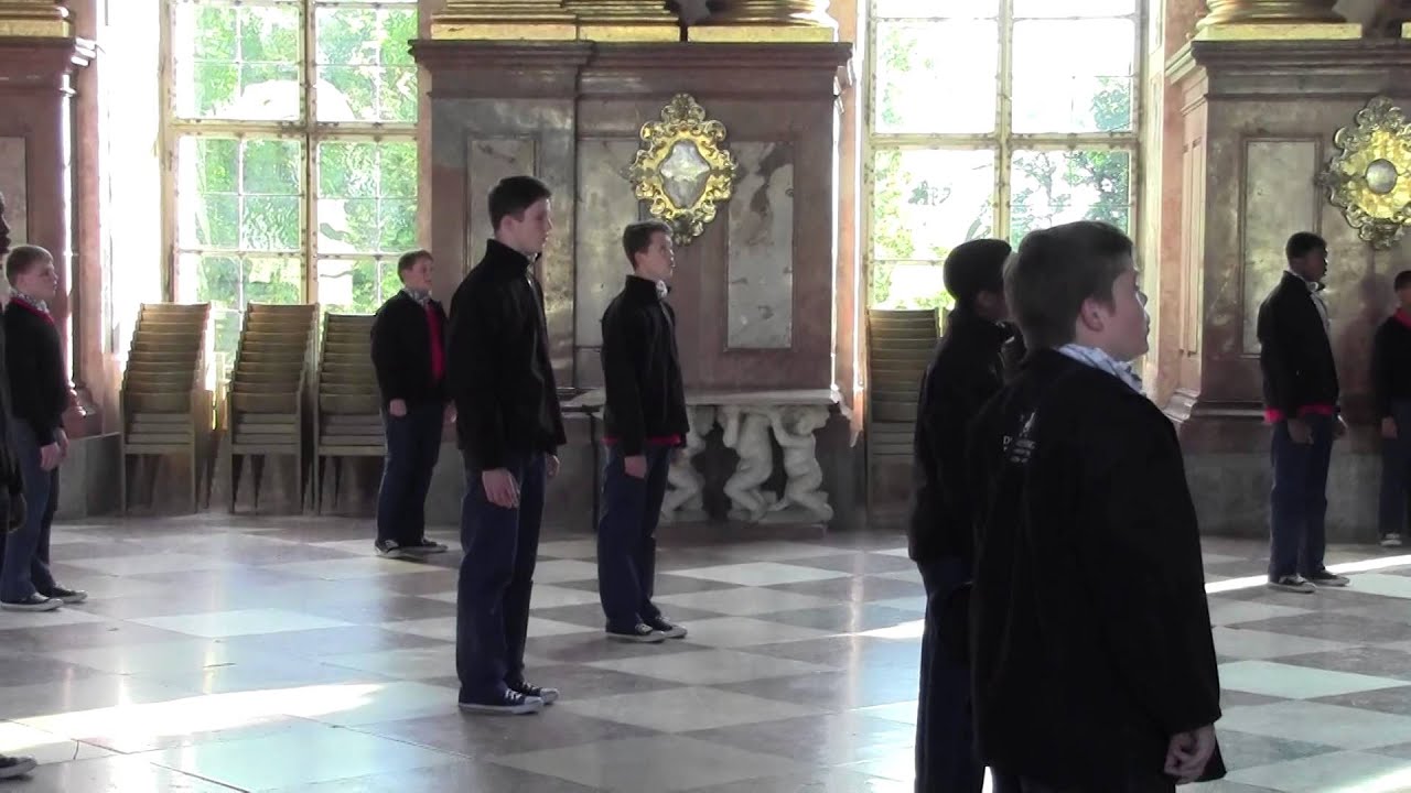 Sleduj Drakensberg Boys' Choir - St.Florian 23 Sept.2014 na YouTube Sleduj Drakensberg Boys' Choir - St.Florian 23 Sept.2014 na YouTube