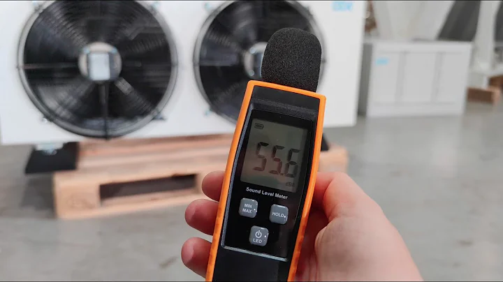 How does the DCX ICP40 Immersion Enclosure Dry Cooler work?