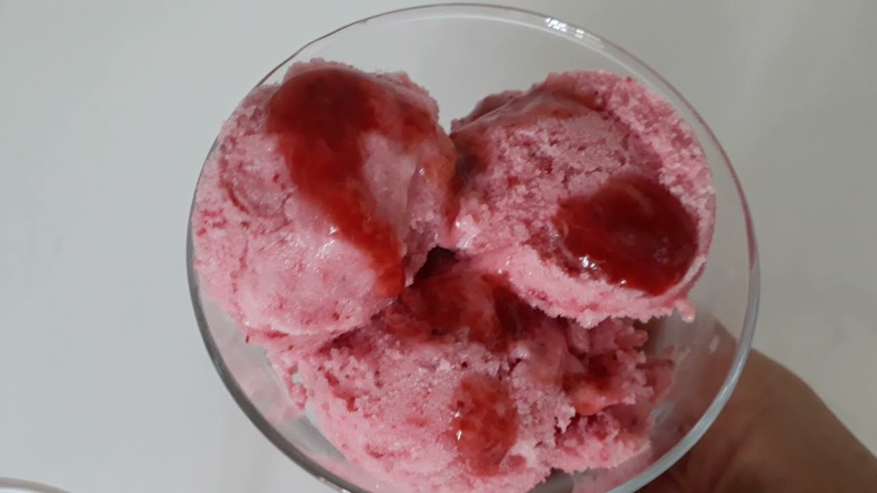 HONEMADE STRAWBERRY ICE-CREAM / SAĞLIKLI ÇİLEKLİ DONDURMA TARİFİ