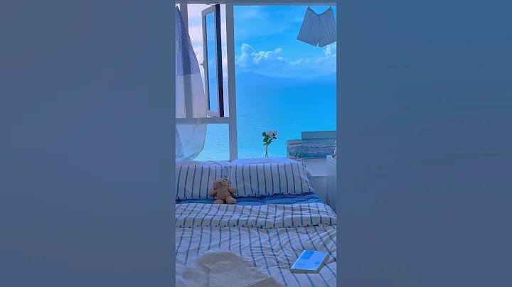 Cozy morning at my #vanity with a sea view.🌊☕️ #bedroommakeover #cozyathome #vanity #vabches