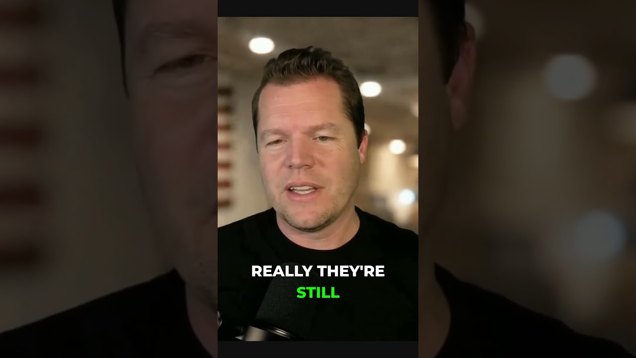 Левые зашли так далеко, что обычным людям это кажется экстремизмом. 