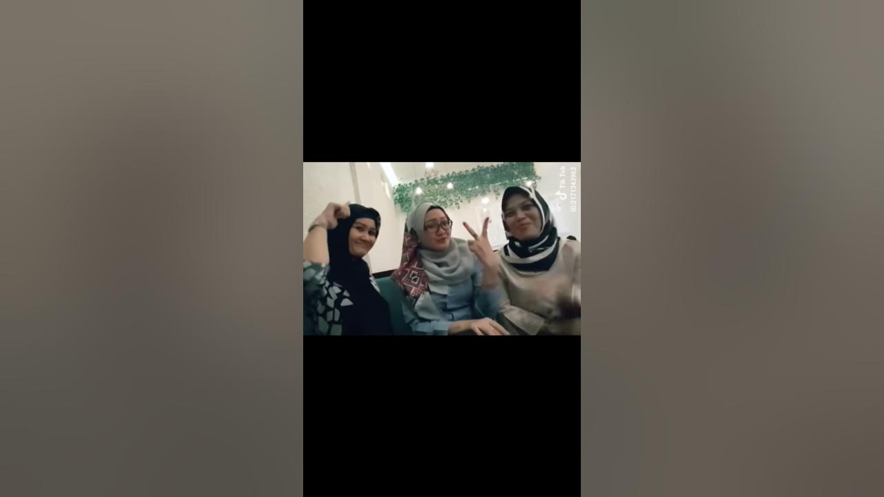 Tik tok lagi syantik siti badriah
