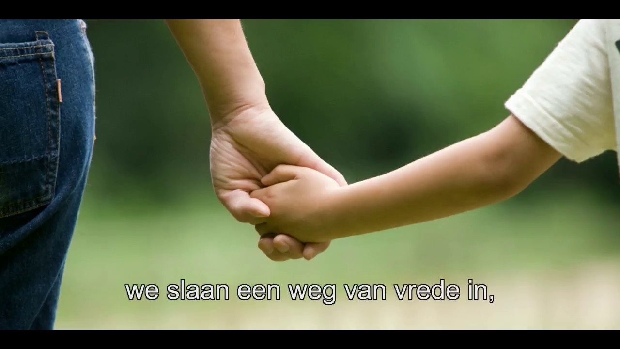 Advent is kijken naar wat komt (couplet 3, met tekst) - YouTube