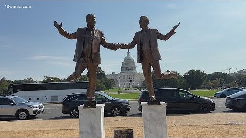 Trump and Epstein statue mysteriously appears in Washington DC on National Mall