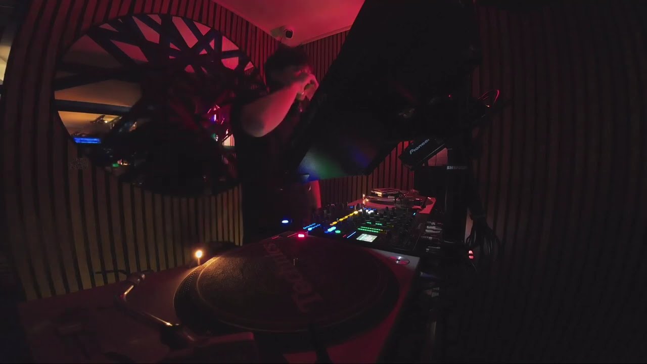 Ketone Radio 008