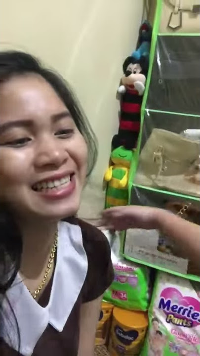 Ibu Muda Cantik Ciuman