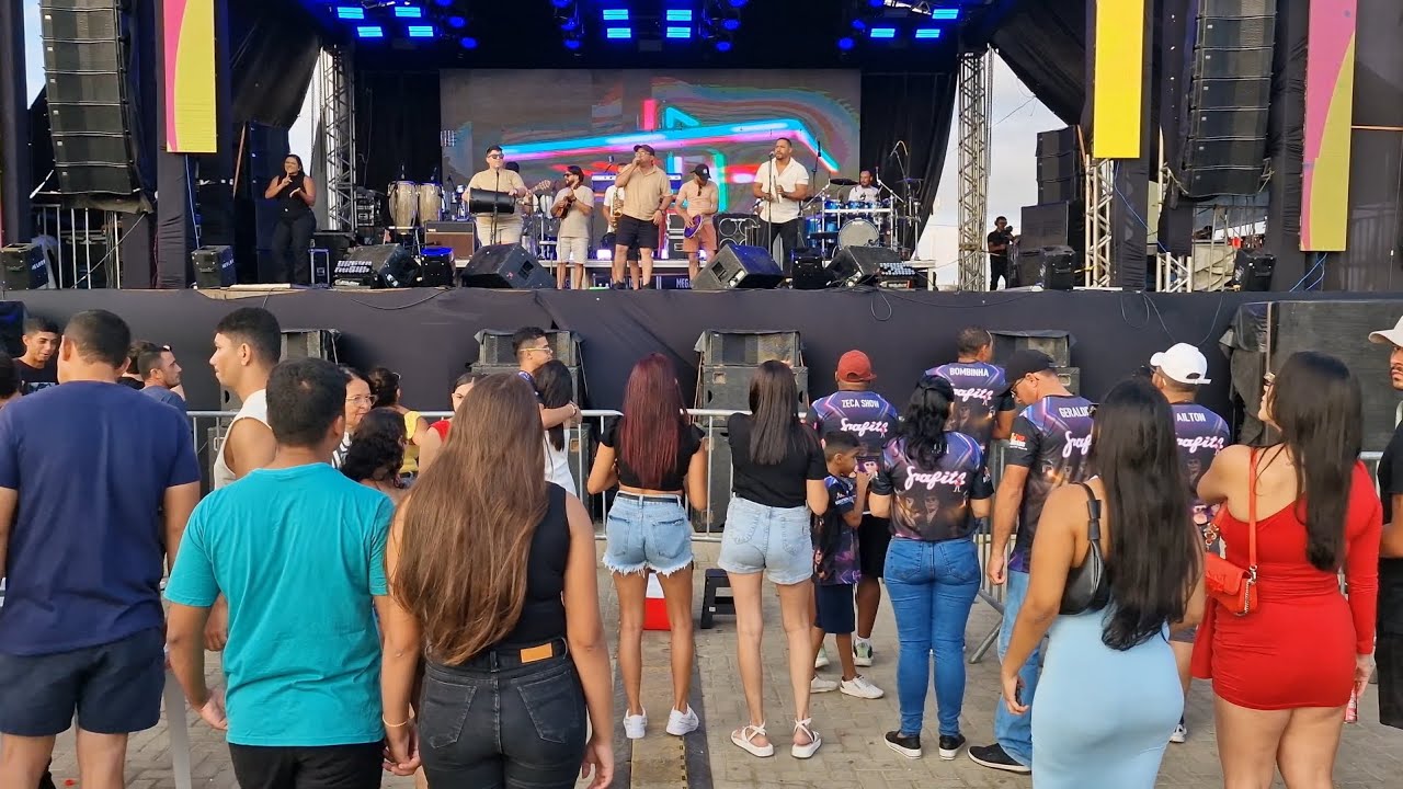 Andei por estrada de terra ,subir serra só pra curtir a banda grafith em bananeira pb