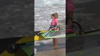 Waves &amp; Wonder: Women&#39;s Surfing at Ho&#39;okipa Beach 🌊💪