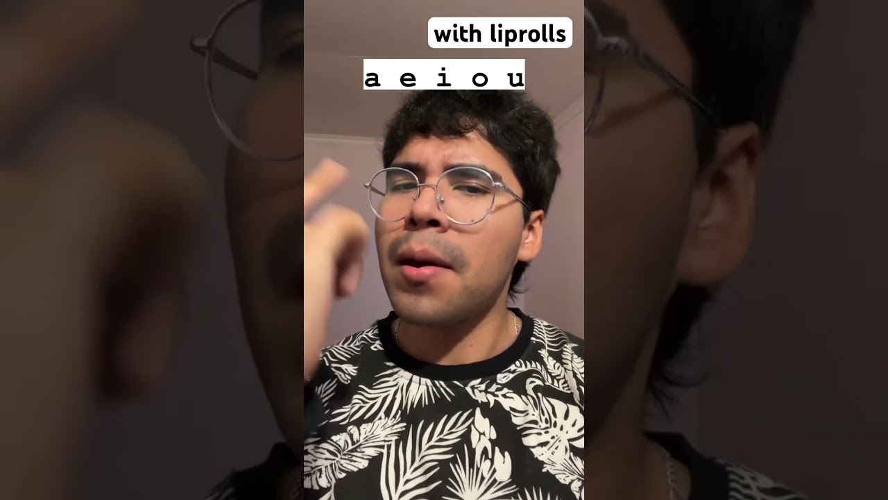 WAALI - VOWELS WITH LIPROLL 