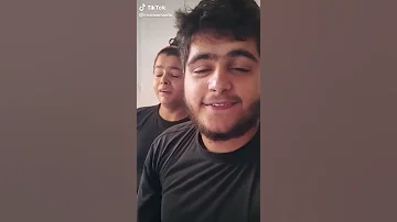موطني بصوت بنت 