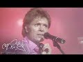 Video thumbnail of "Cliff Richard - Heart User (The Tube, 25.01.1985)"