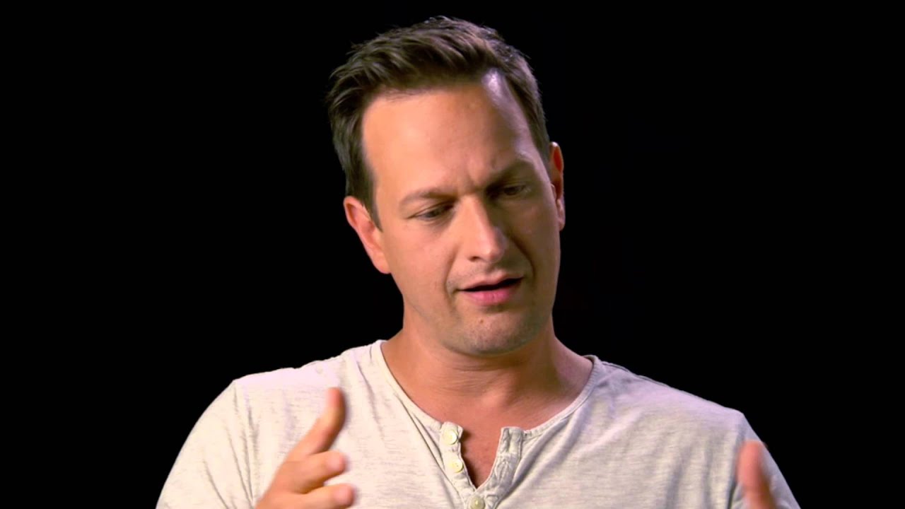 Josh Charles: I SMILE BACK