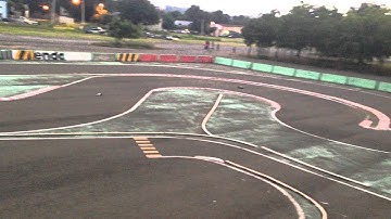 Hpi sprint 2 on 3s at Cibao Rc Track Dominican Republic