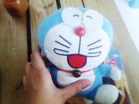 Doremon giới thiệu 2 quyển truyện (Học sinh chân kinh) - youtube