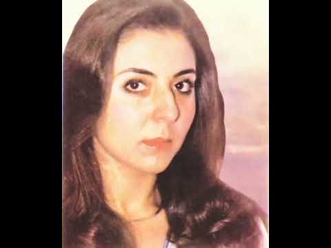 لحظة تفاهم المطربه زينب غنتها 1985