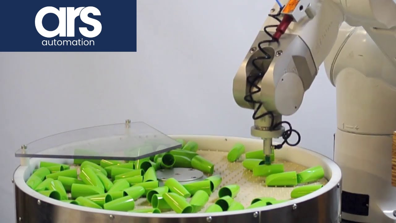 Flexible feeding of cosmetic components: FlexiBowl® integration with Staubli robot