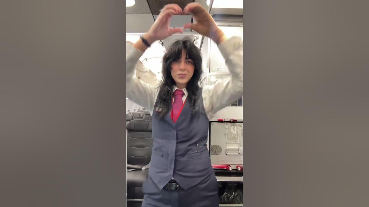 Anyone else can’t stop doing Charli XCX’s Apple dance? 🍏 We love a good dance challenge 😂
