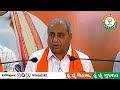 Nitin patel speaks like real patel while slamming congress stooge hardik patel