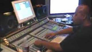 Legendary Dj Snake Mixing New Blofly In The Snakepit